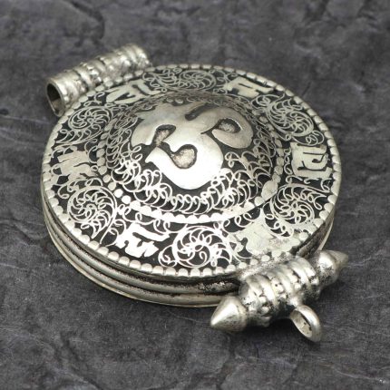 Hindu Om Prayer Box / Ghau