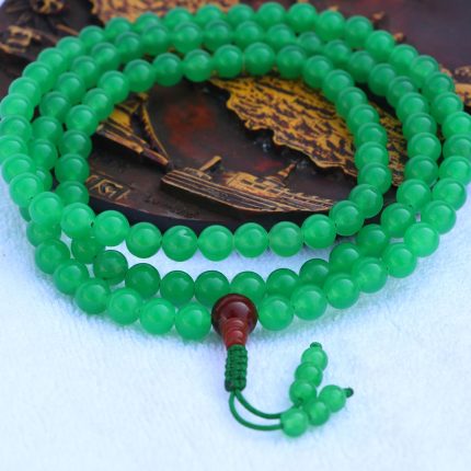 Light Green Carnelian Jade Stone Japa Mala