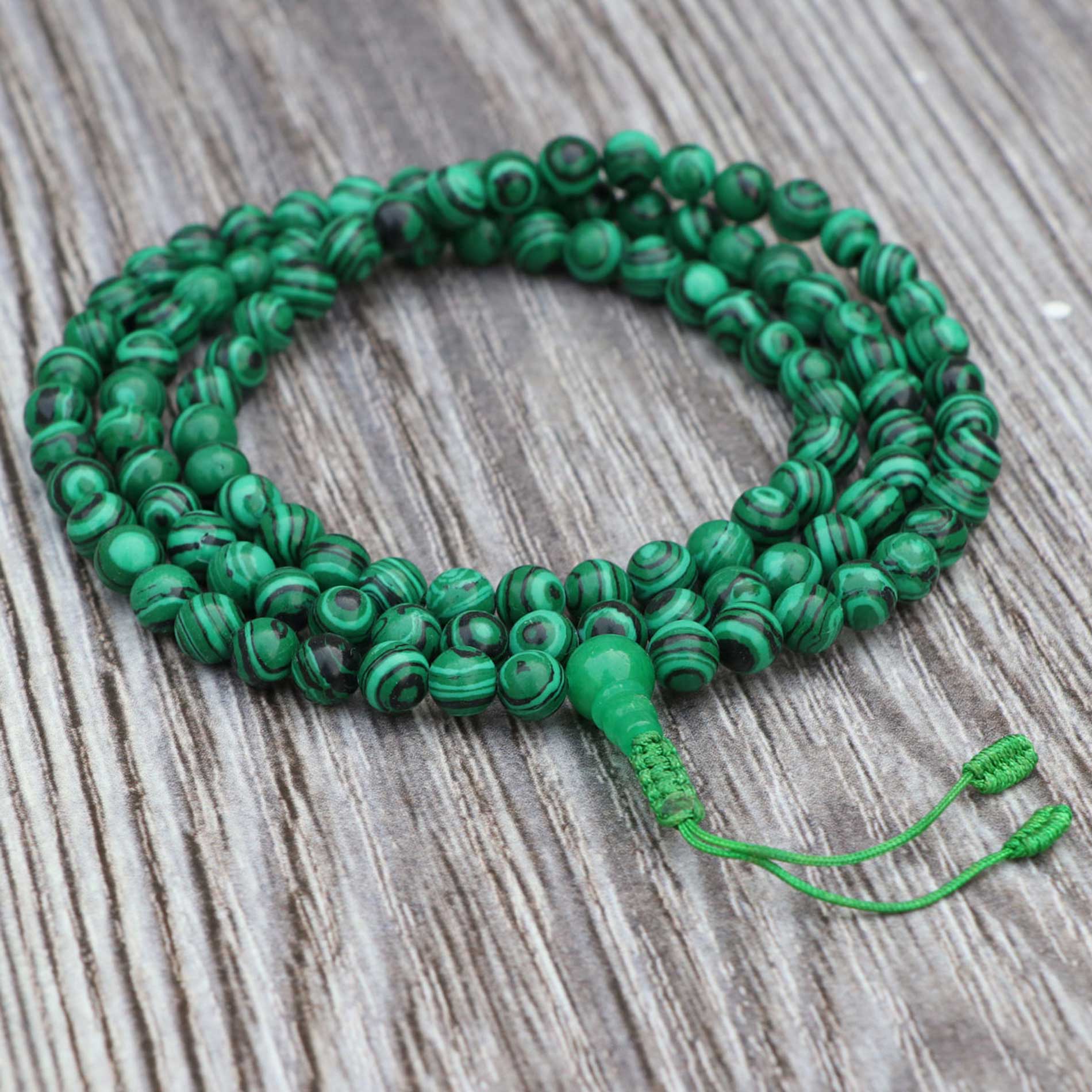 2cb9d3ad-3020-49de-a83b-b55550ed2118 Malachite Stone Prayer Mala